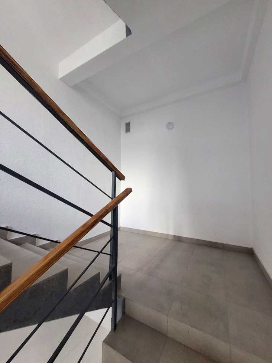 1872047471640932