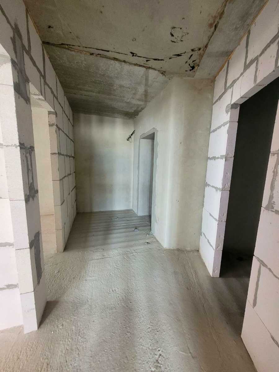 1872047471742564