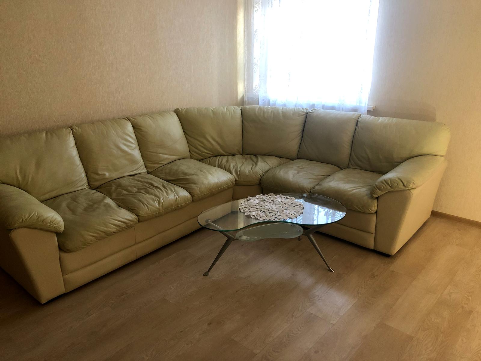 1872047937016338