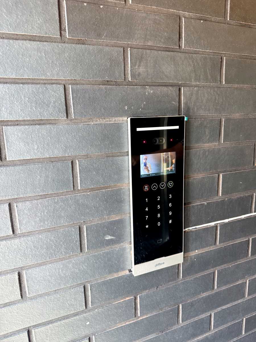 1872052081935278