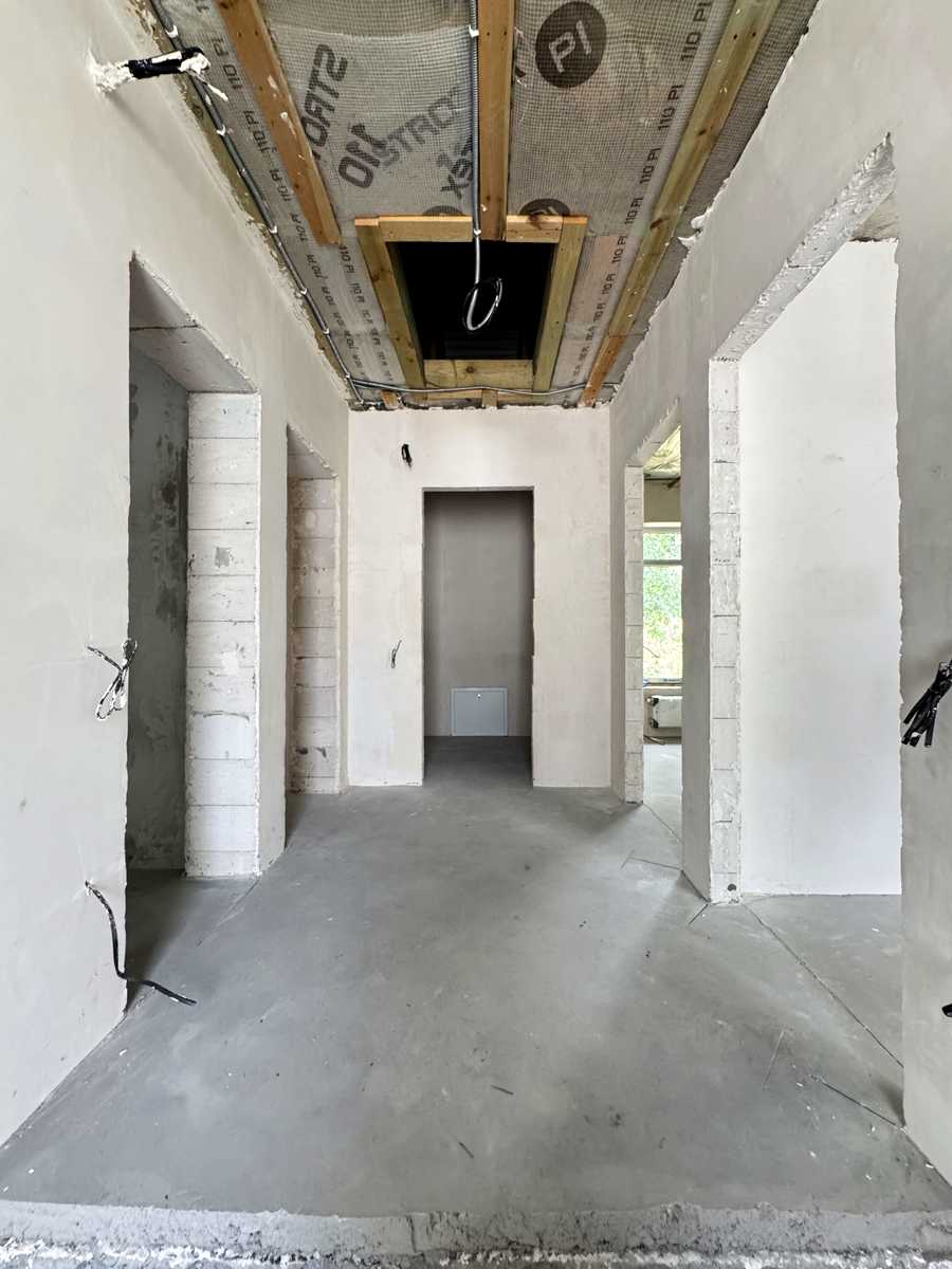 1872052404369697