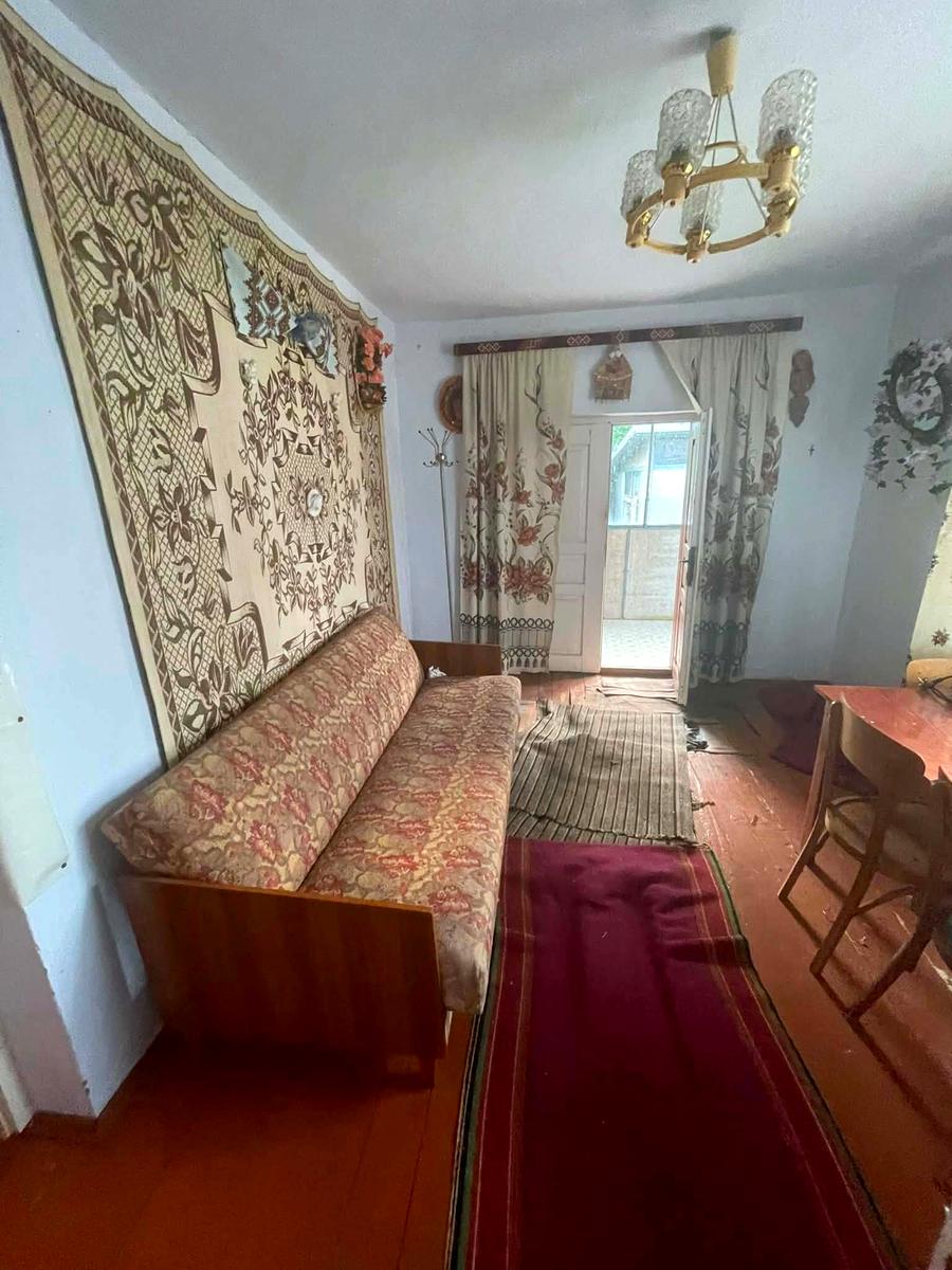 1872052757982543