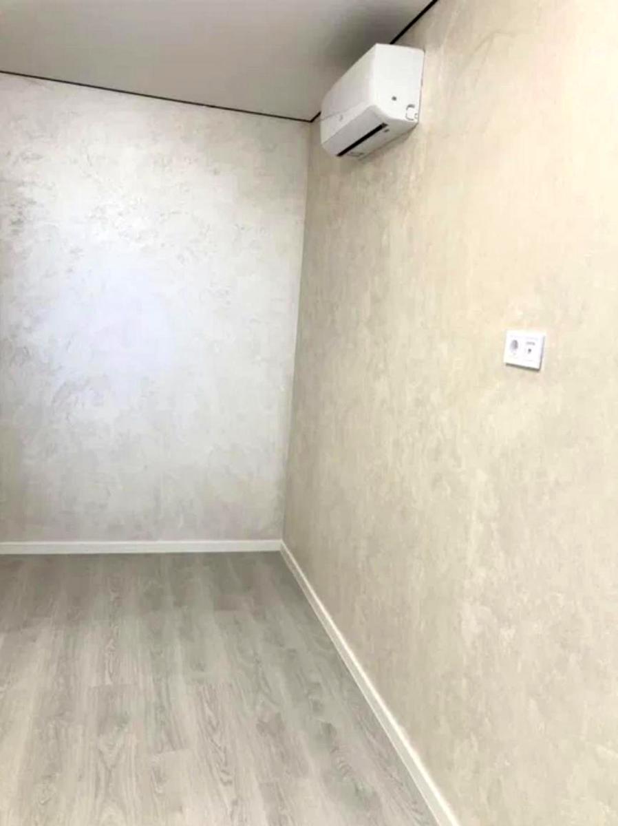 1872054094238560