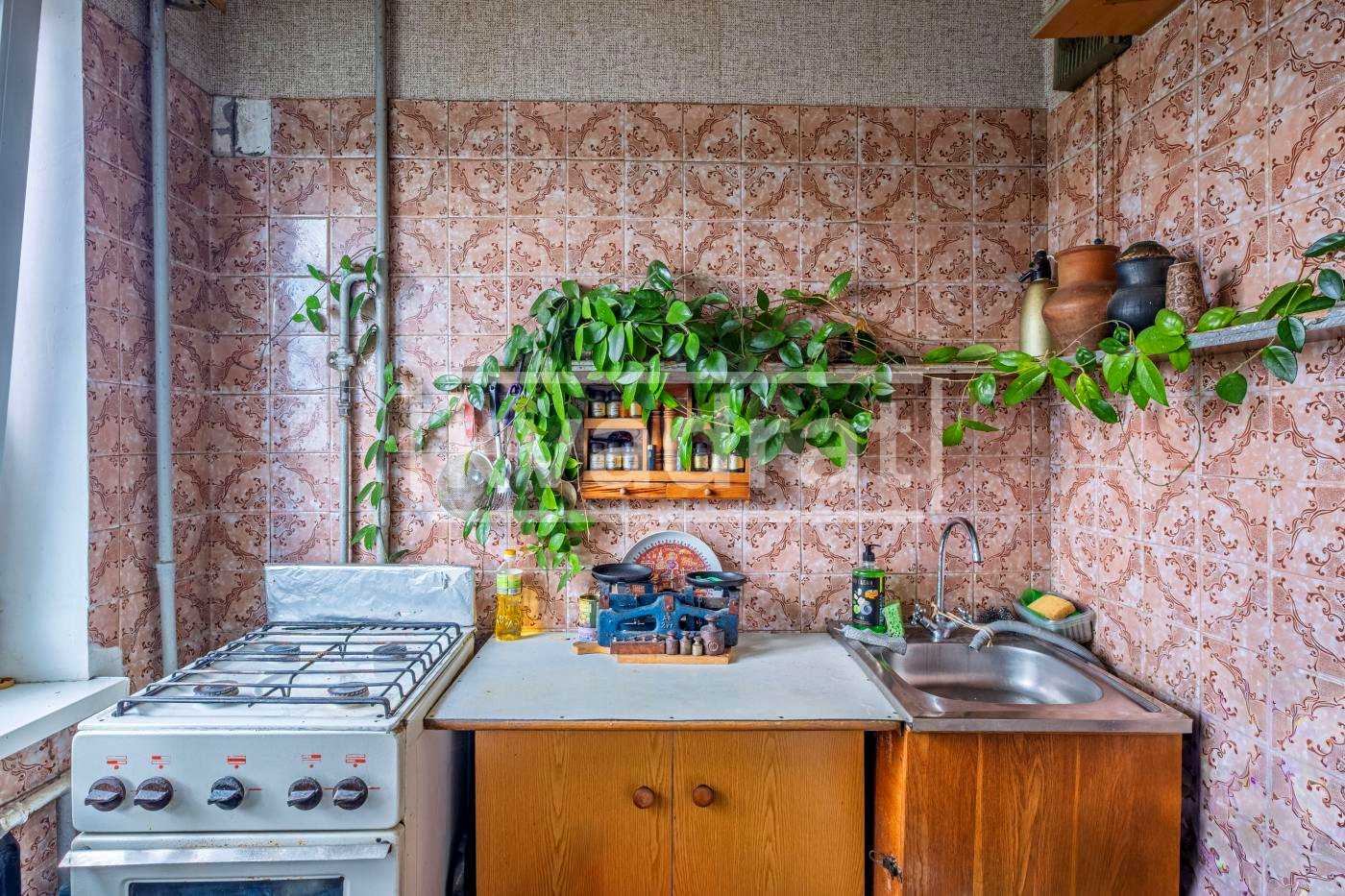 1872056128679059