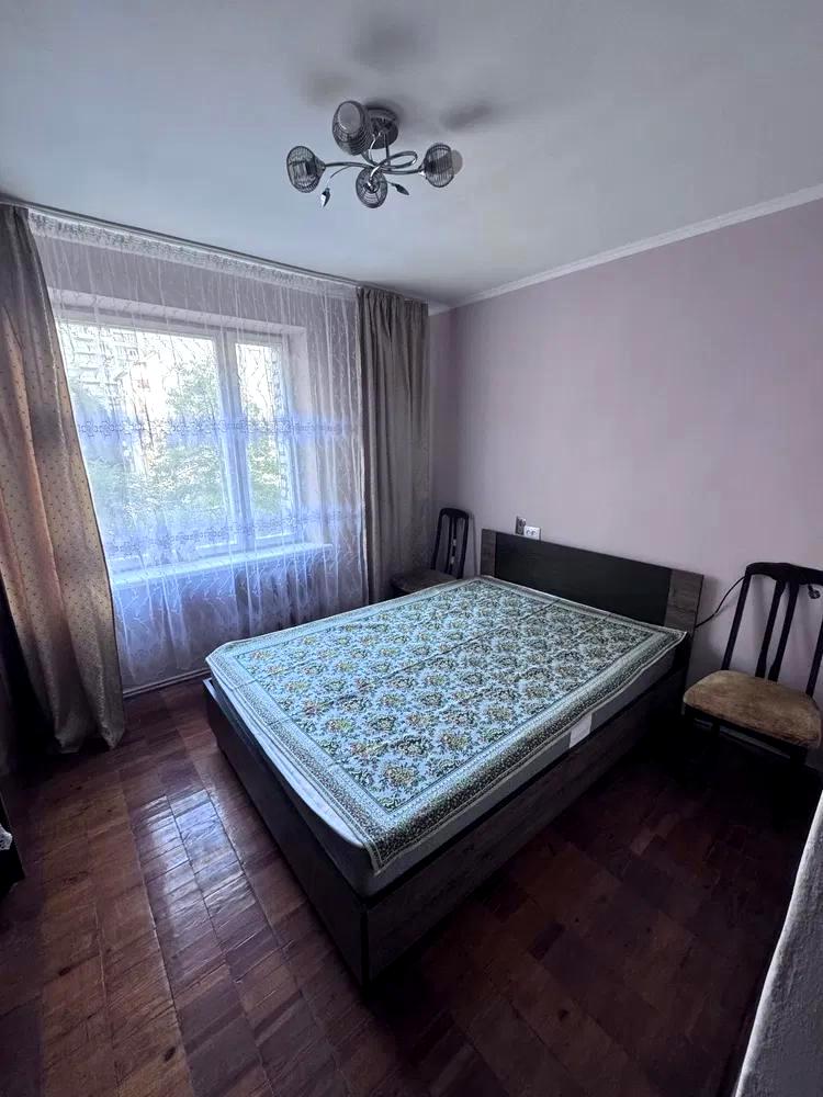 1872056177937286