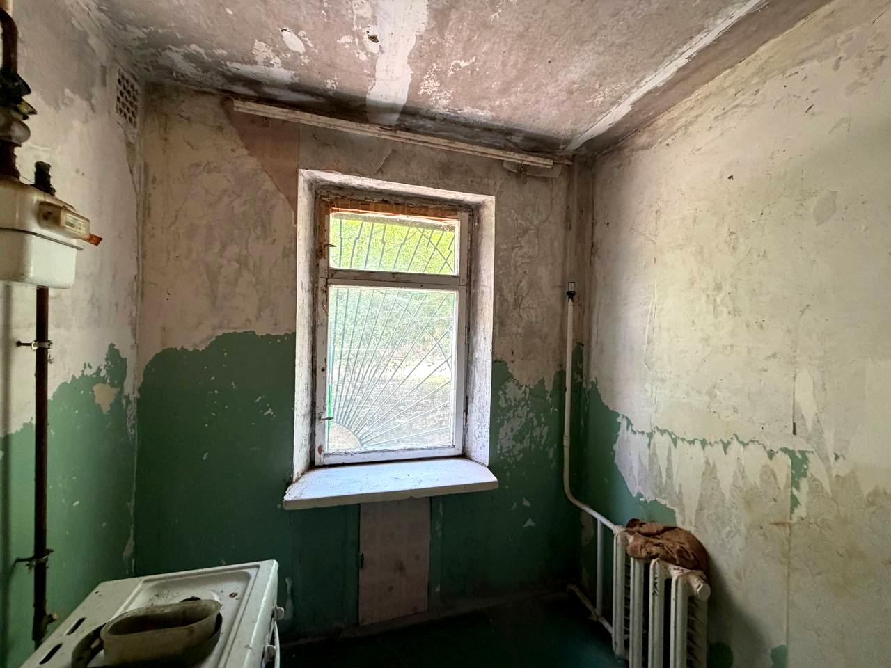 1872057792422851
