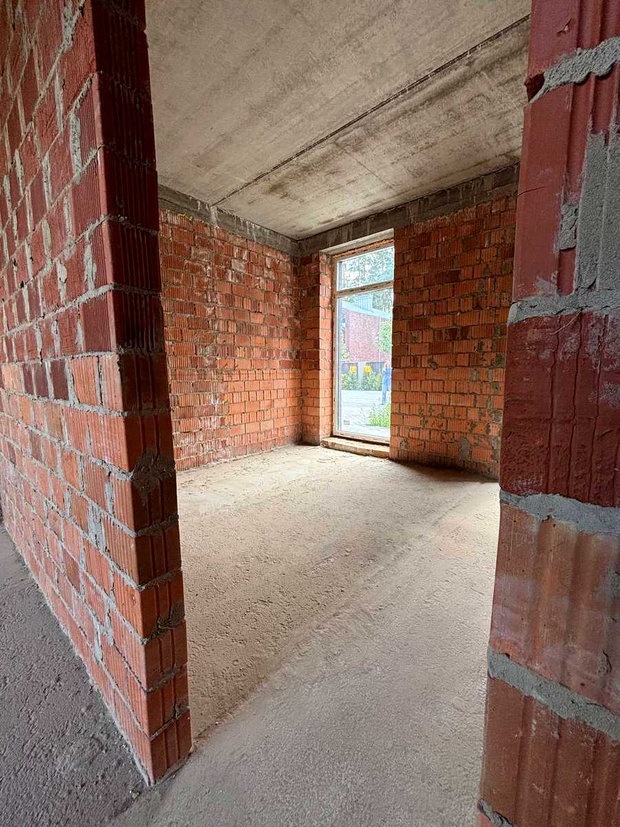 1872057937087833