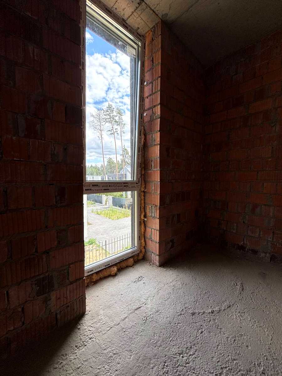 1872057938671445
