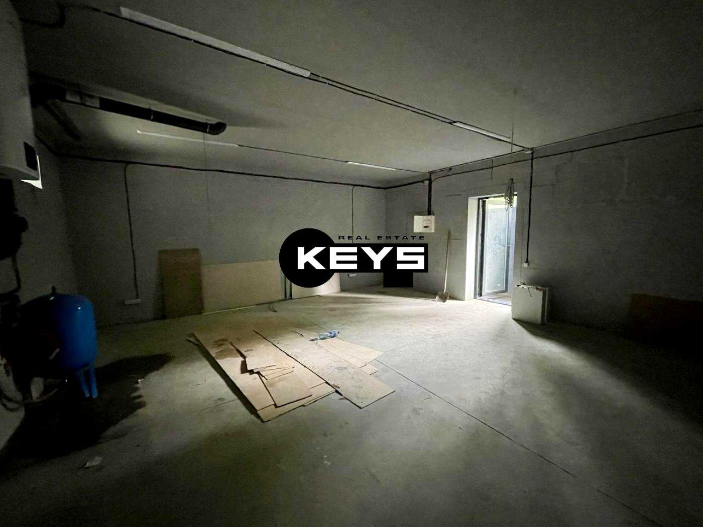 1872057953180657
