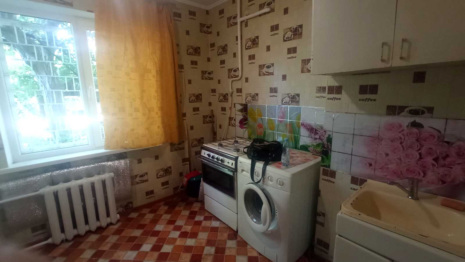 1872058636258615