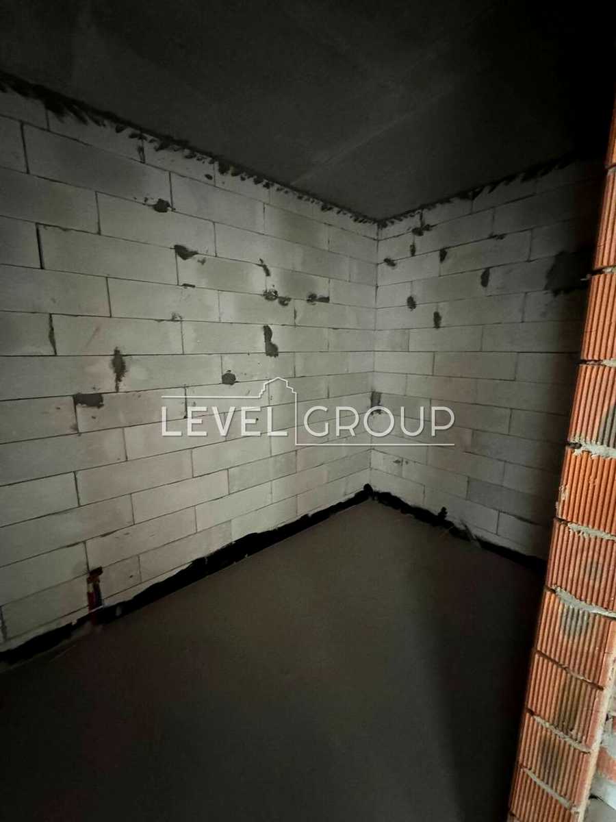 1872059564560944