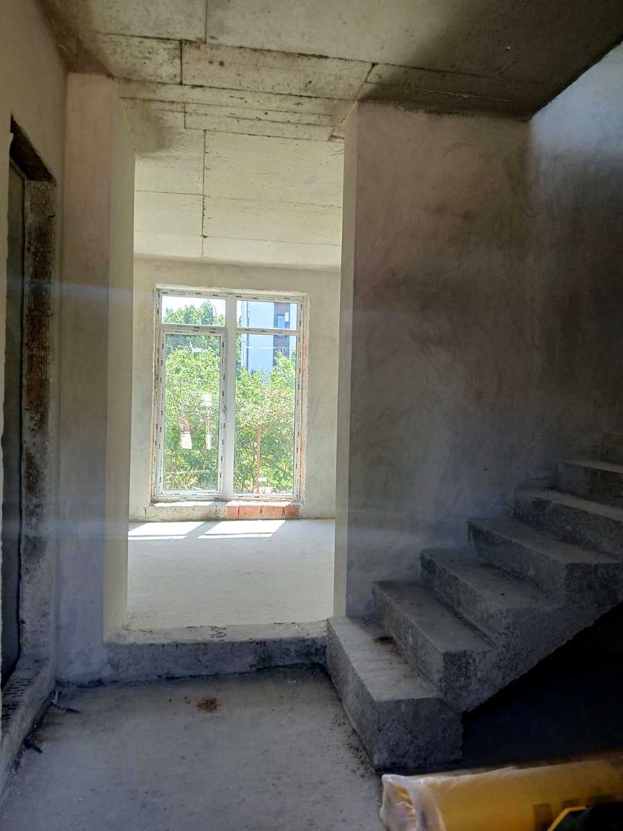 1872060711418933