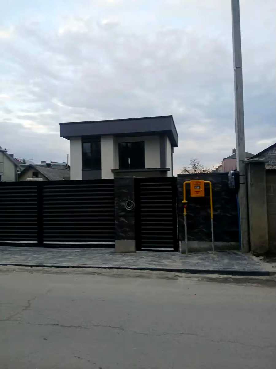 1872061034759458