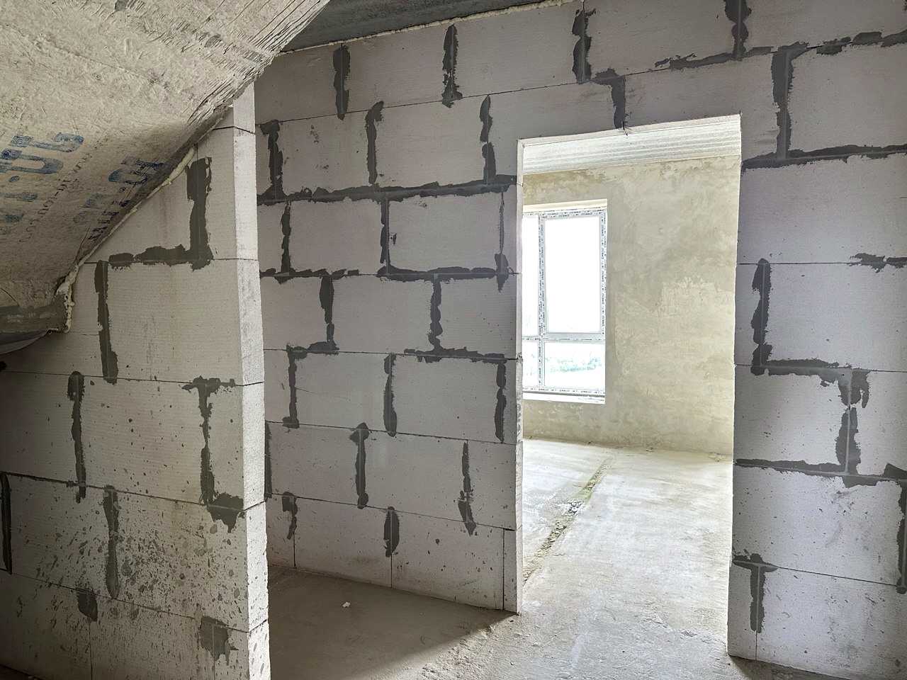 1872062552324629
