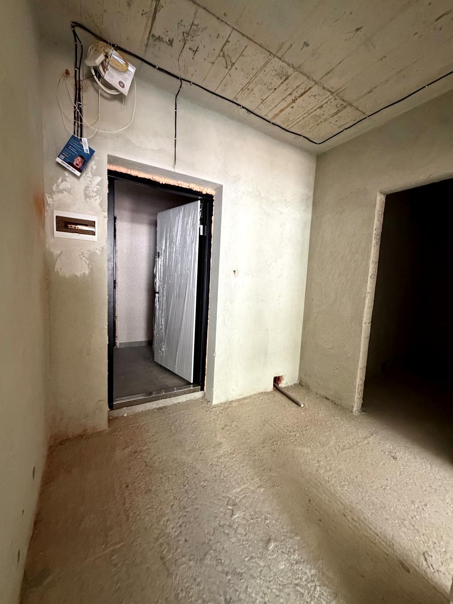 1872068543424161