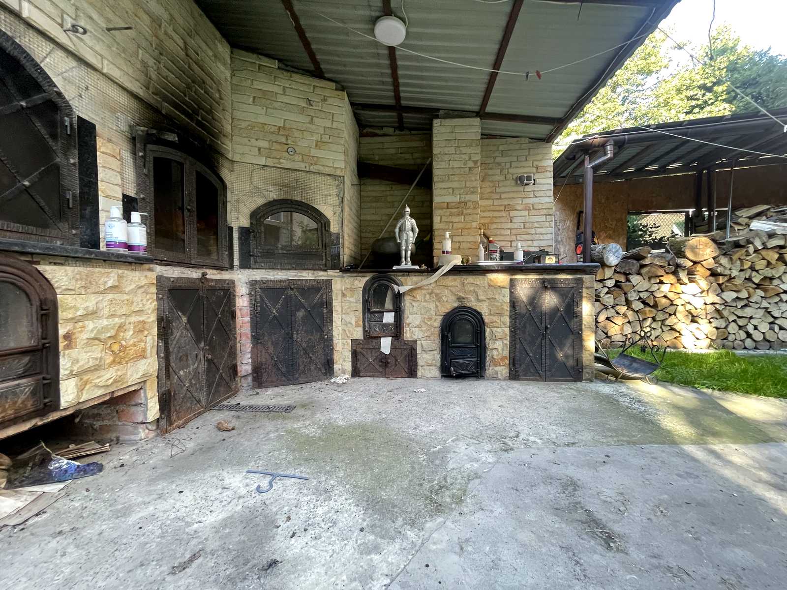 1872078936416339