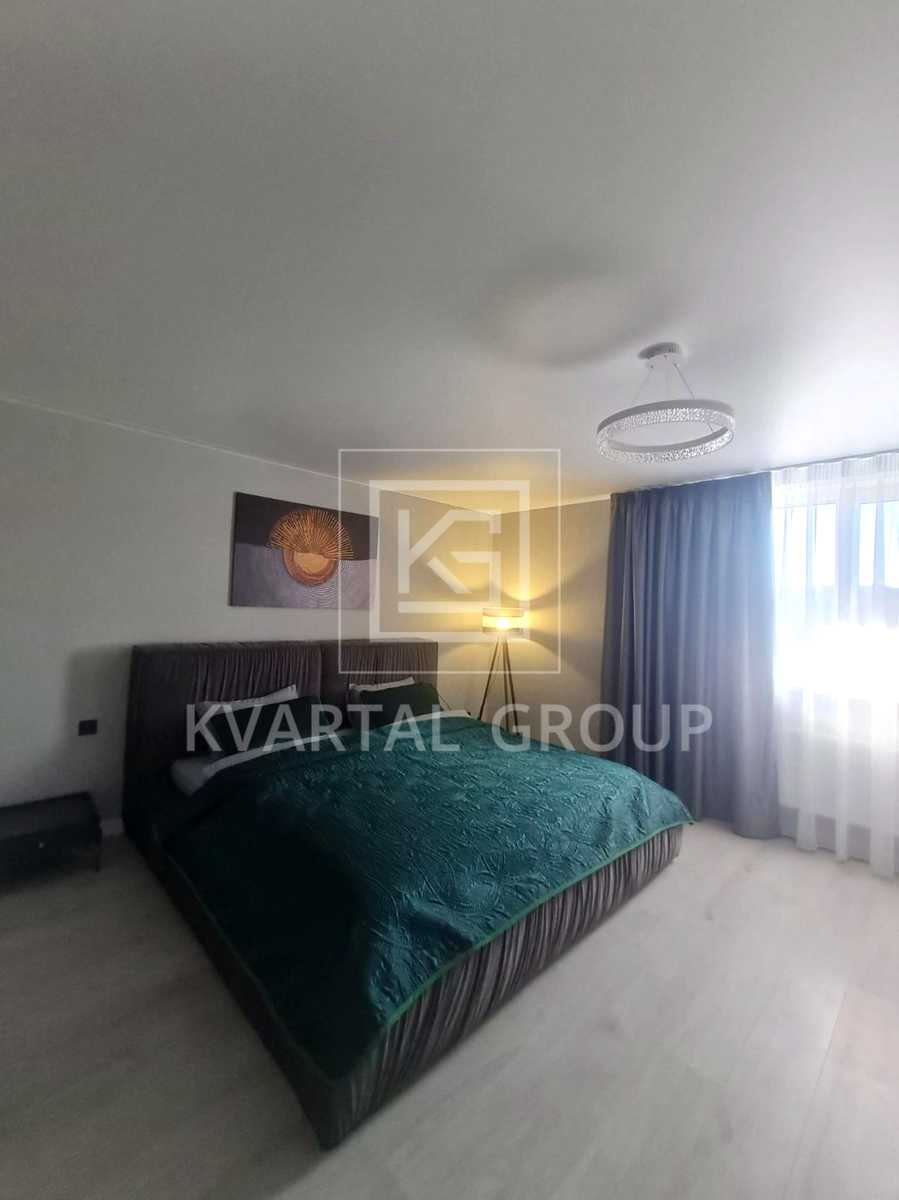 1872106071077215
