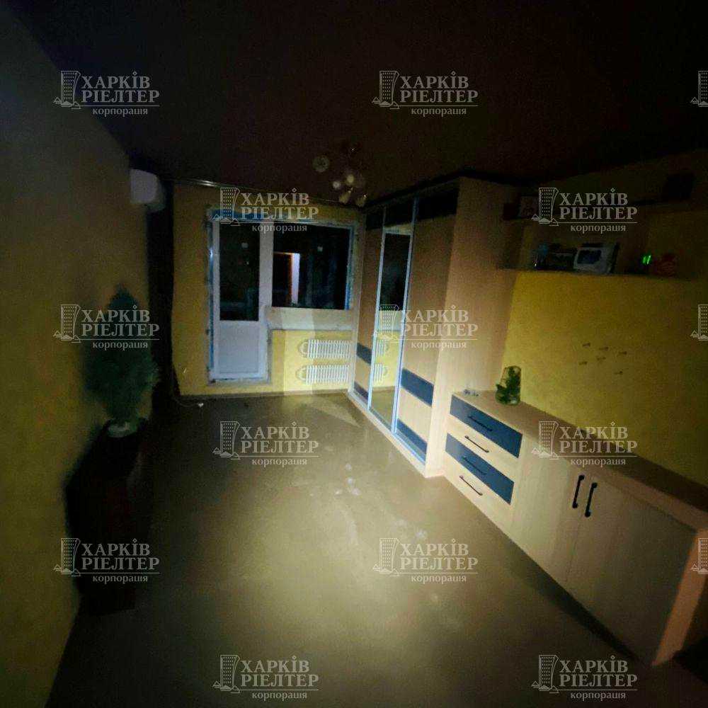 1872114994636381