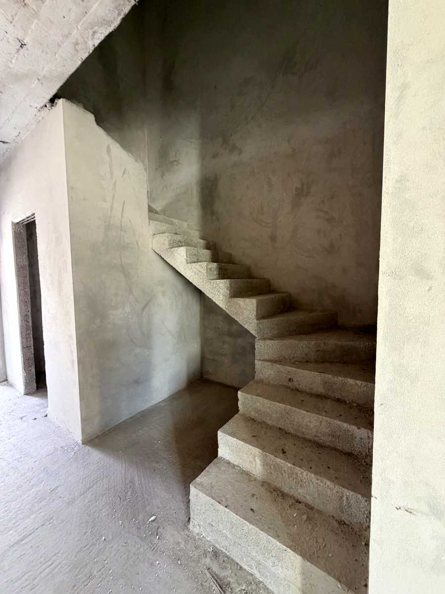 1872122232031129