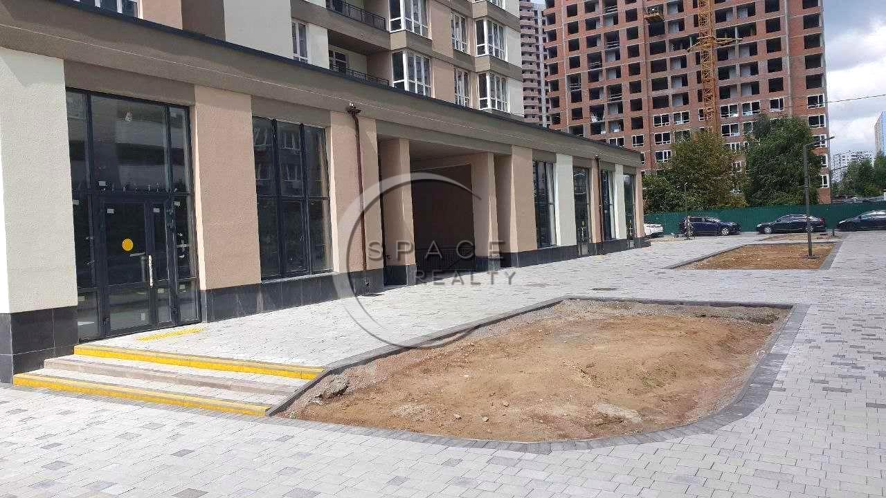 1872123773154457