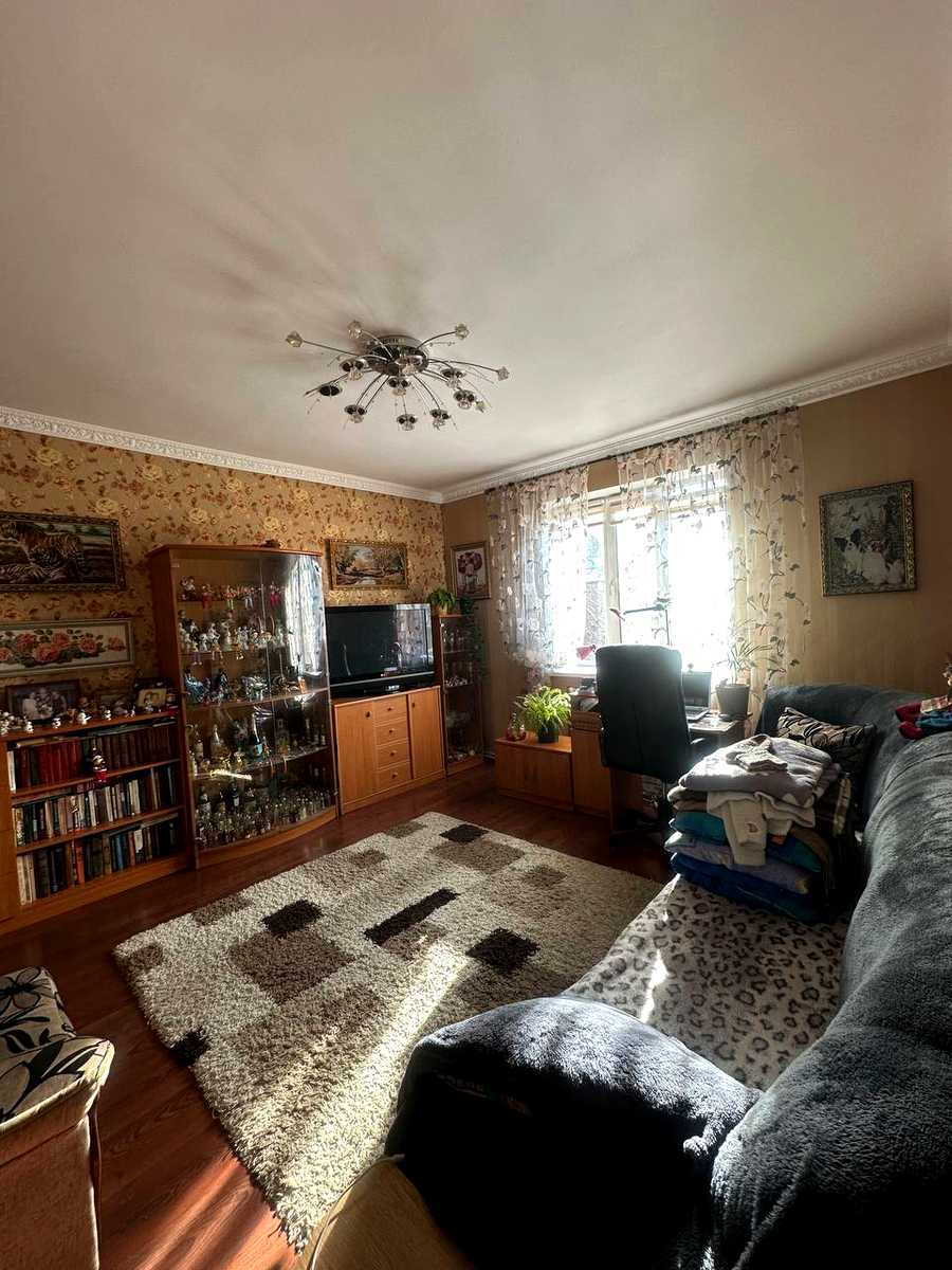 1872126543363710