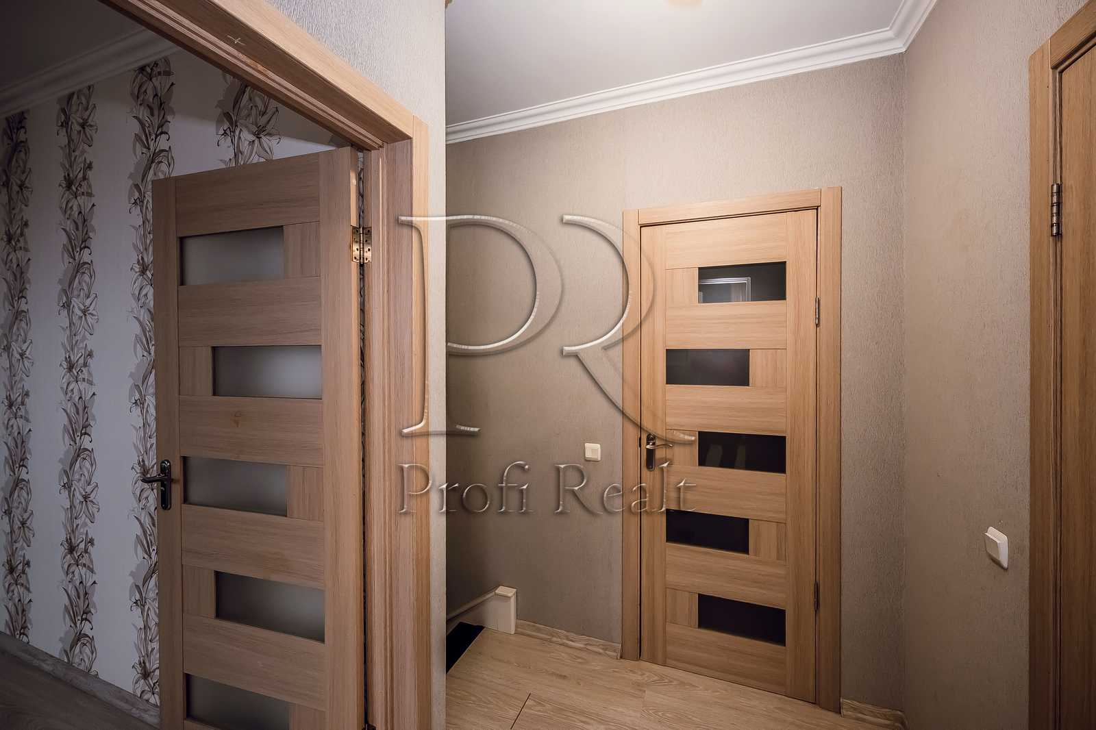 1872135046836269