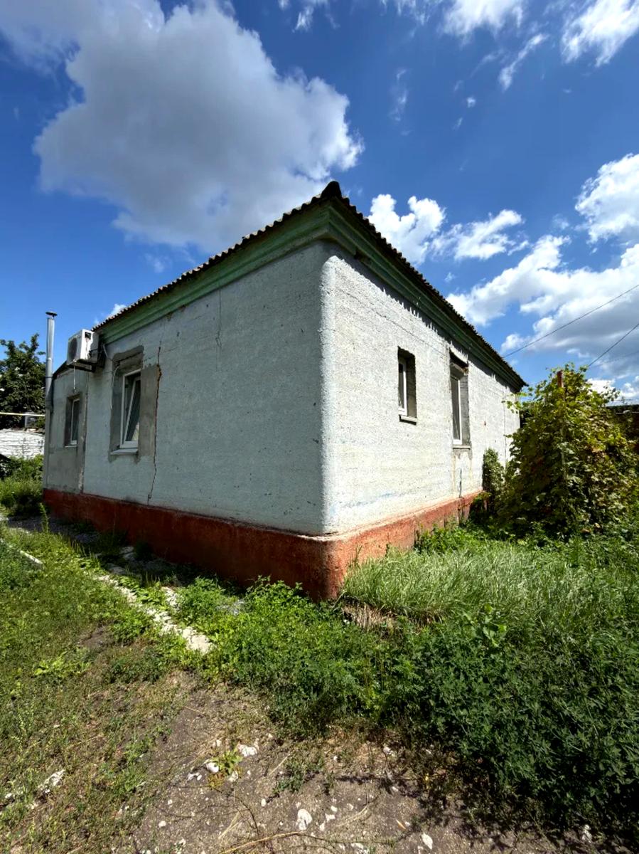 1872136878237603