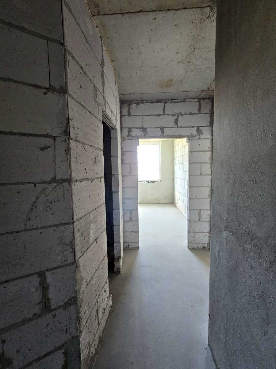 1872137465677863