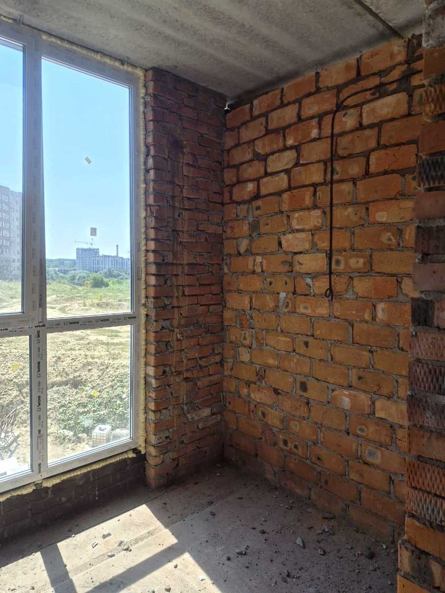 1872152105524184