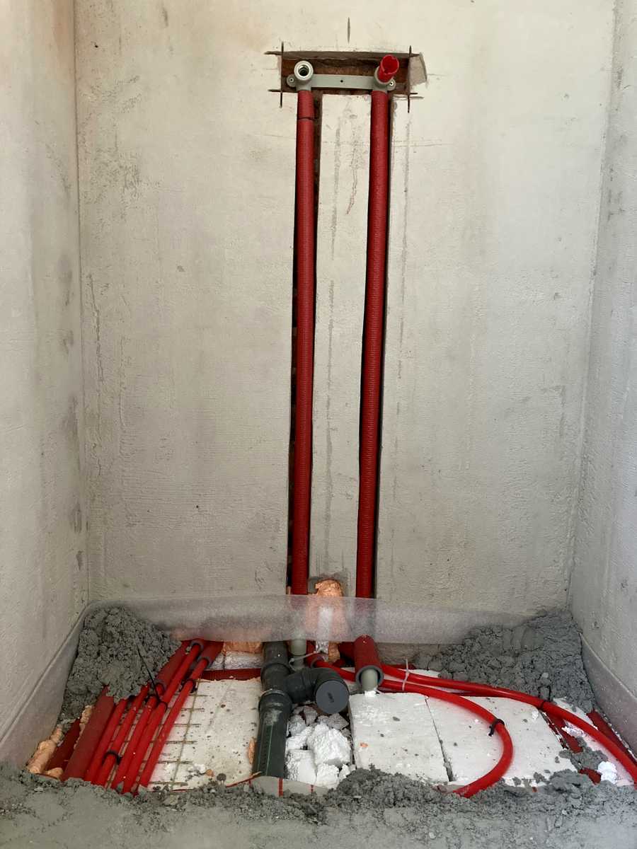 1872224327919271