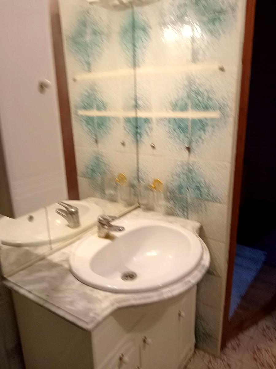 1872225899588833