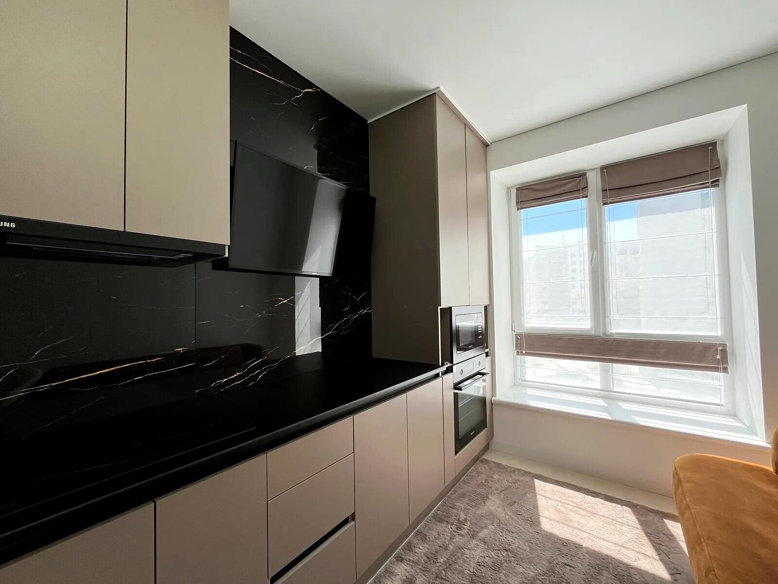 1872226736272970