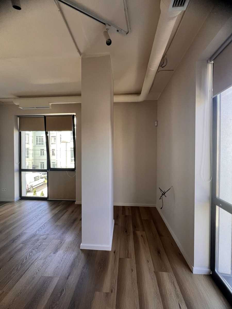 1872229084975592