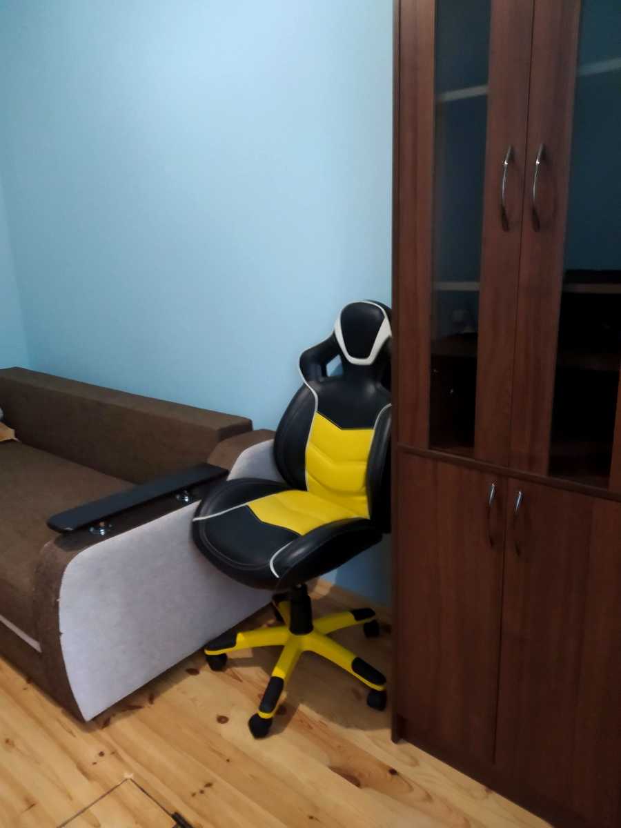 1872230462188443