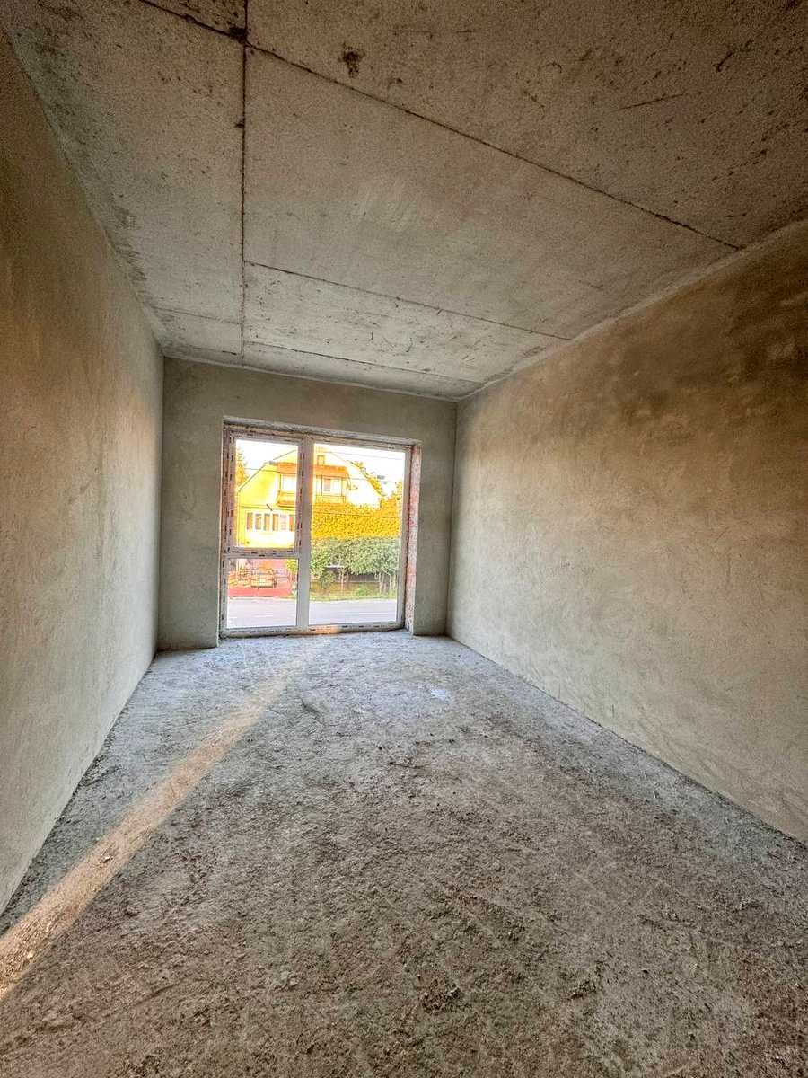 1872230592028933