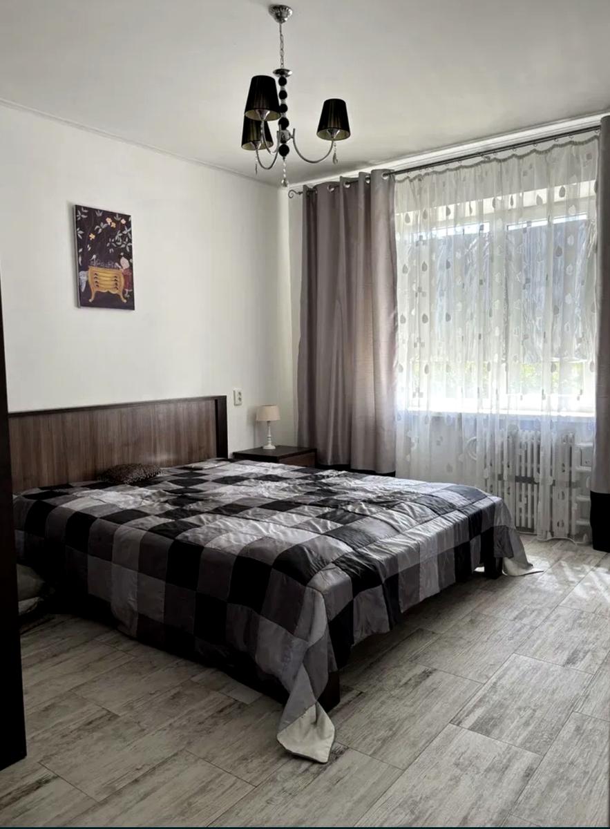 1872233100120420