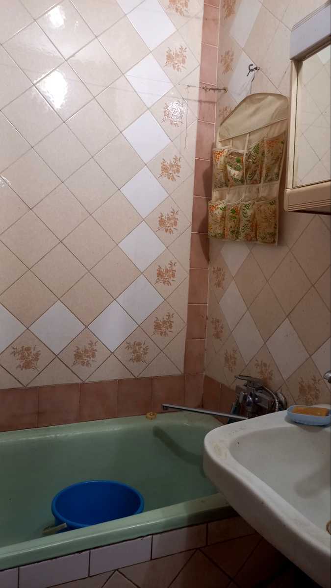1872235982894636