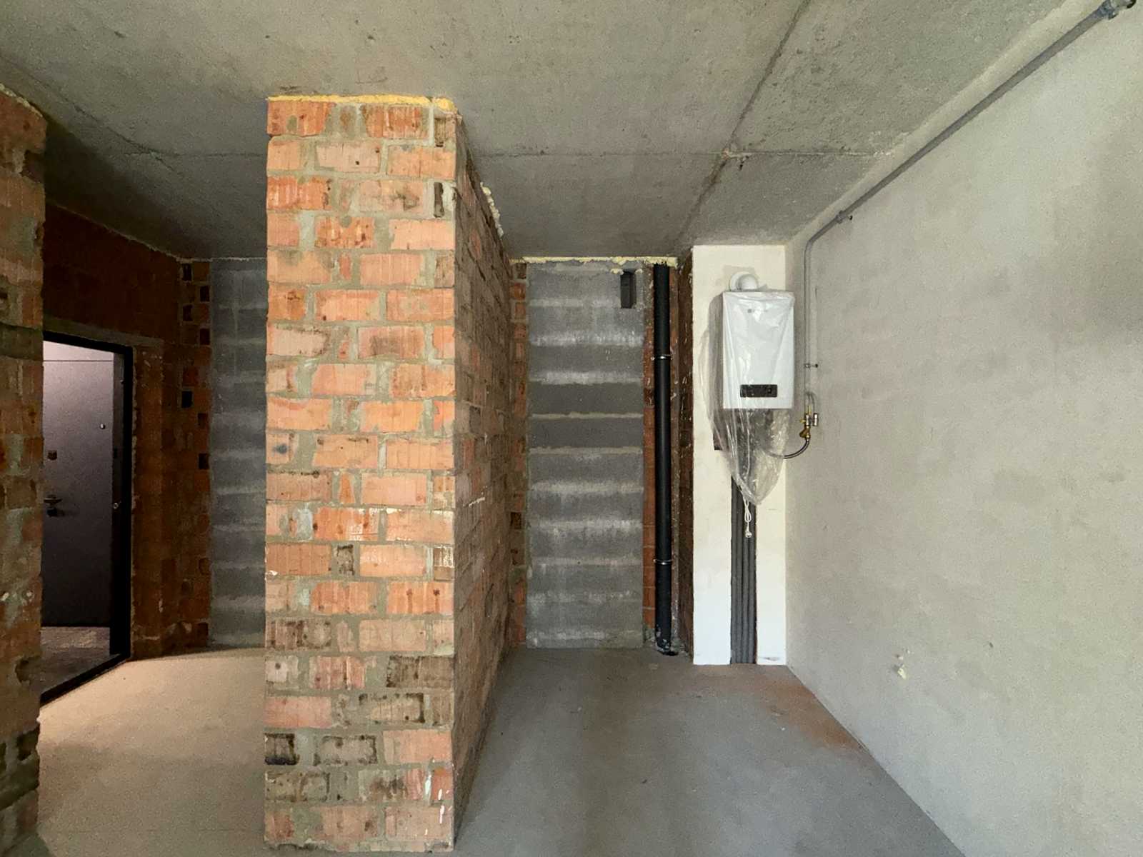 1872238382385472