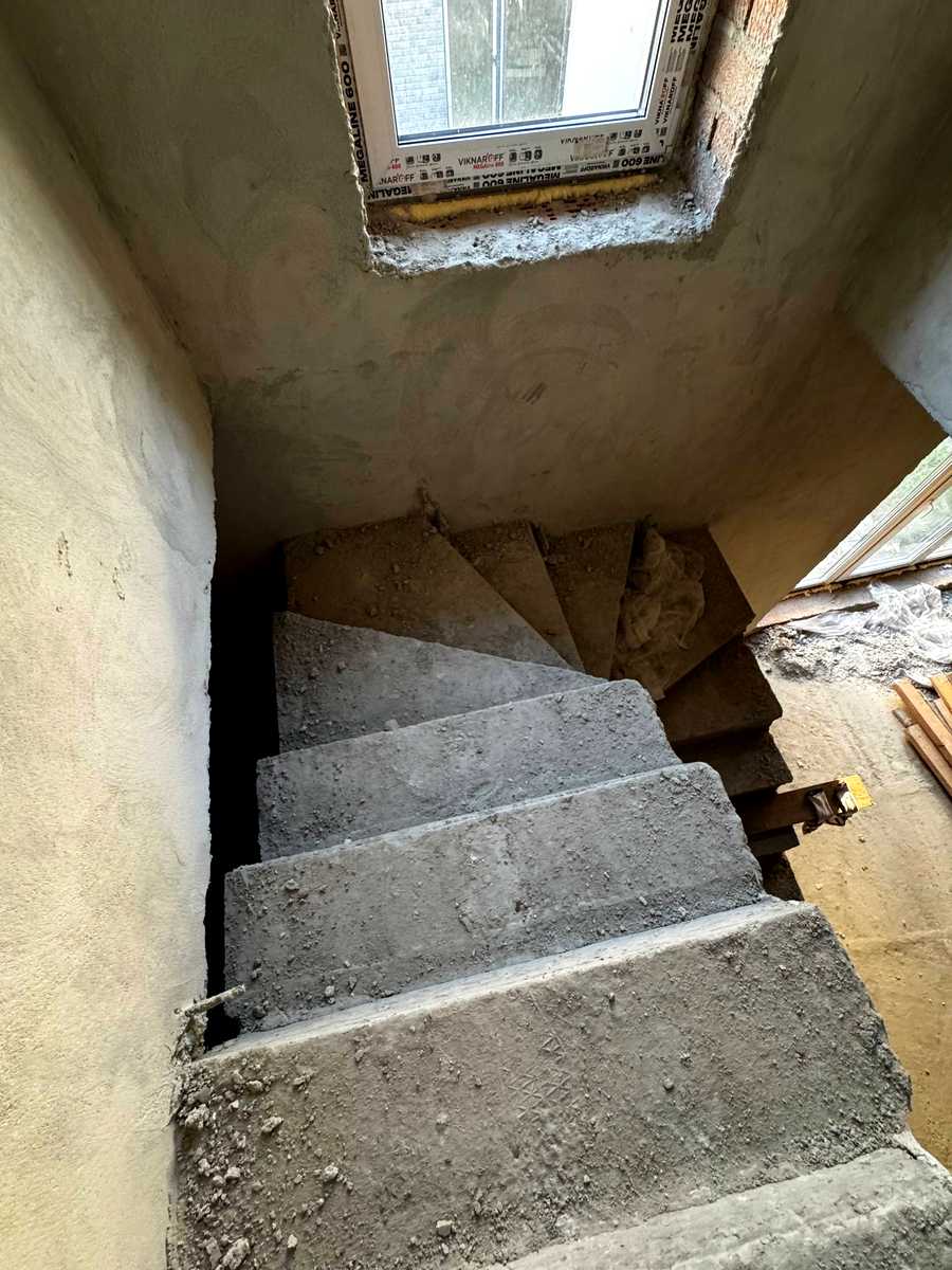 1872239738889826