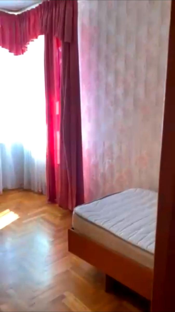 1872244277359926