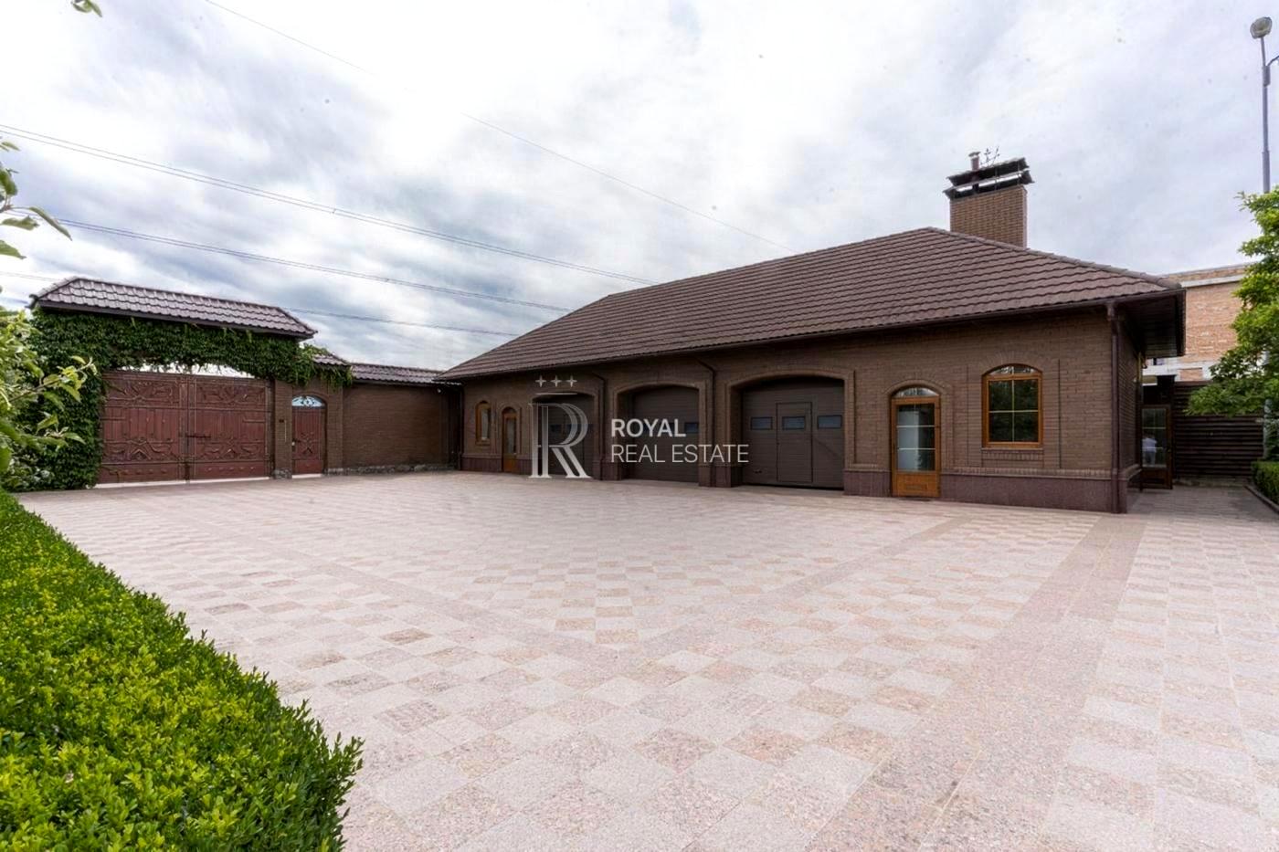 1872246299313092