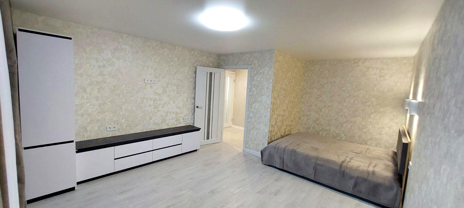 1872246841649667