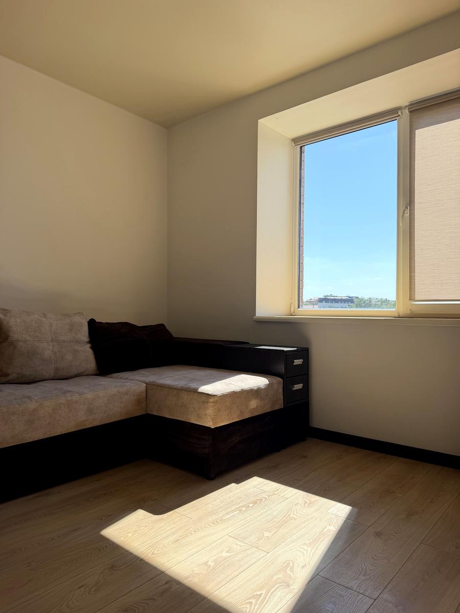 1872291759523437