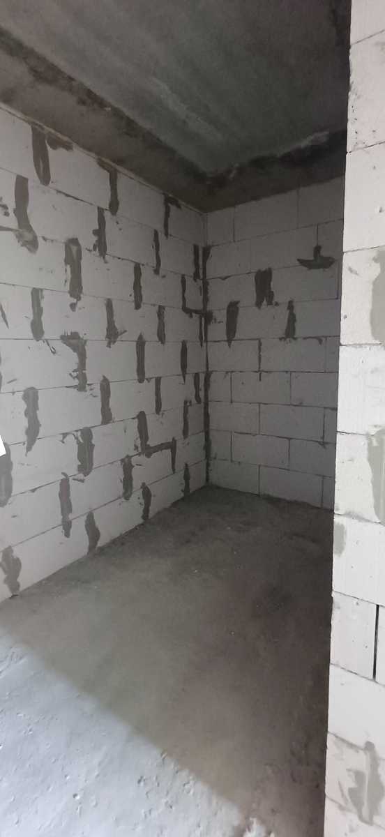 1872303960005377