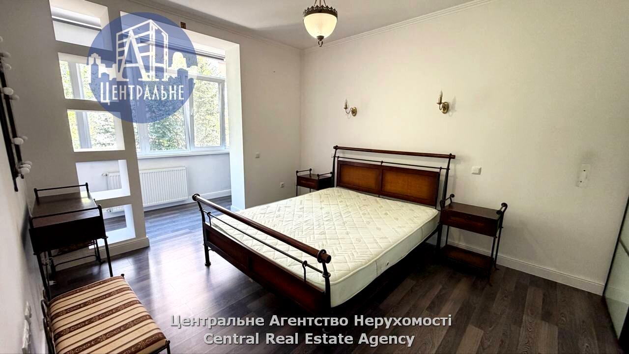 1872312781352072