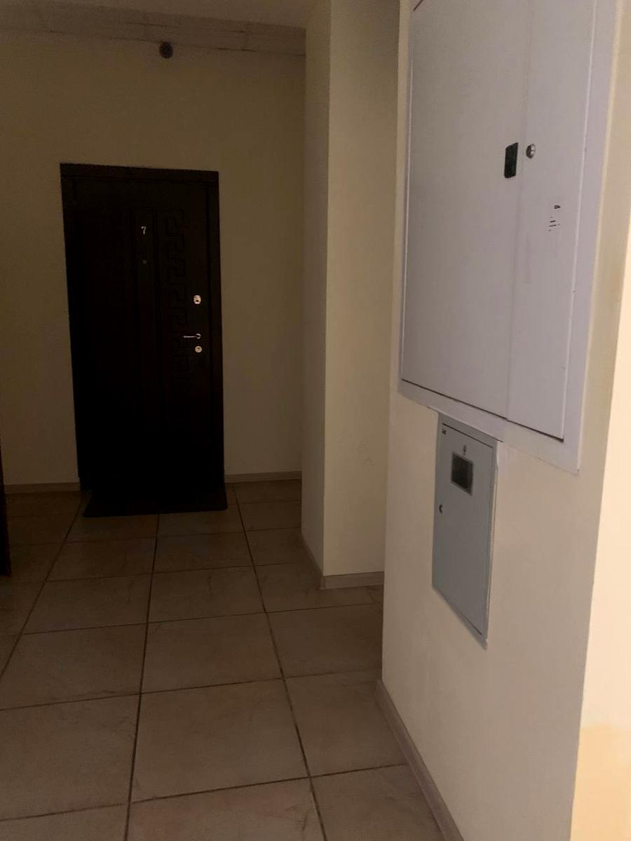 1872322455872155