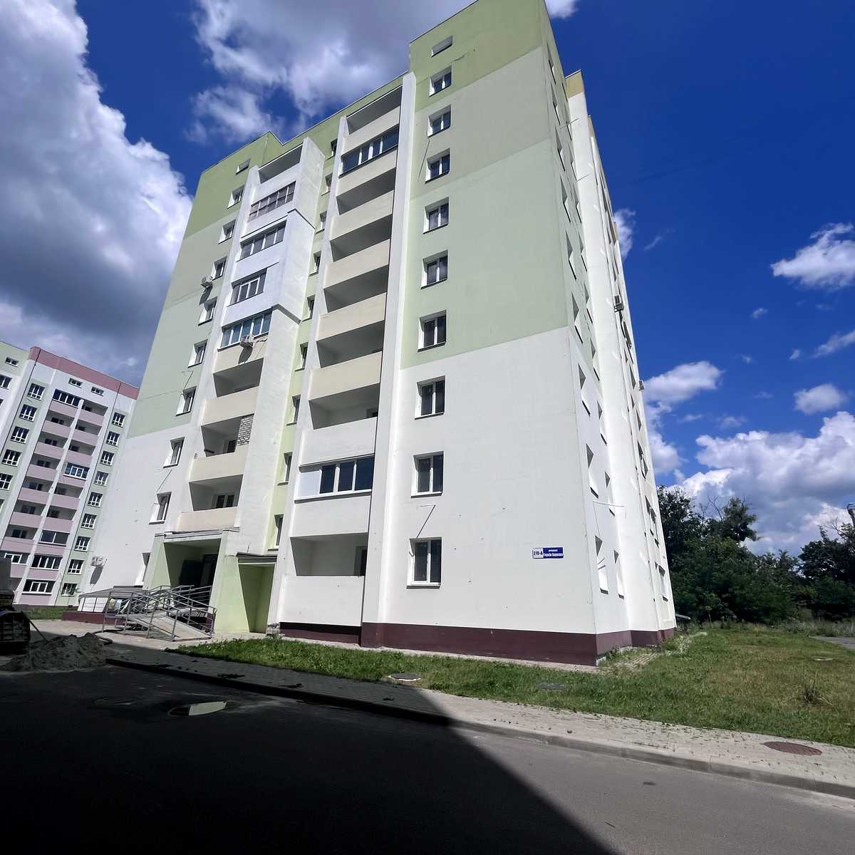 1872327676690578