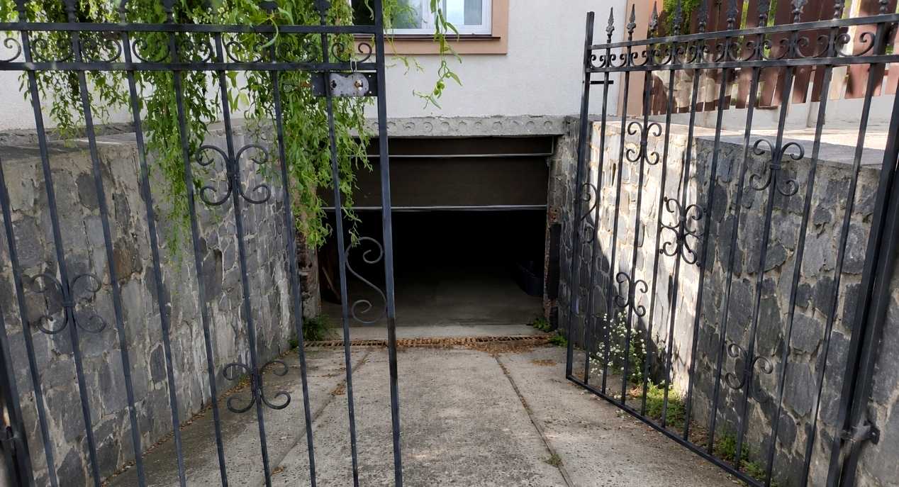 1872339732636008