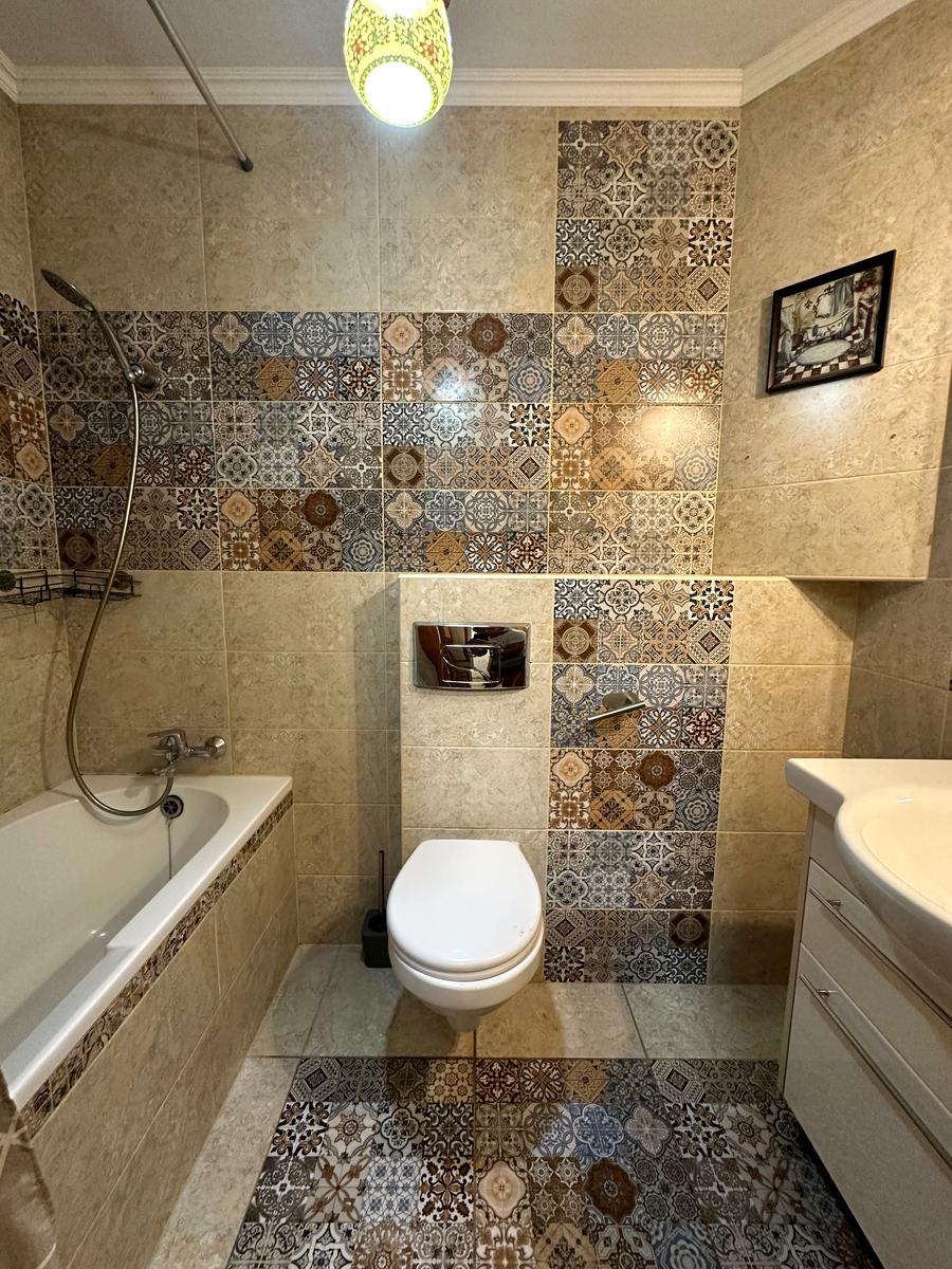 1872347430448989