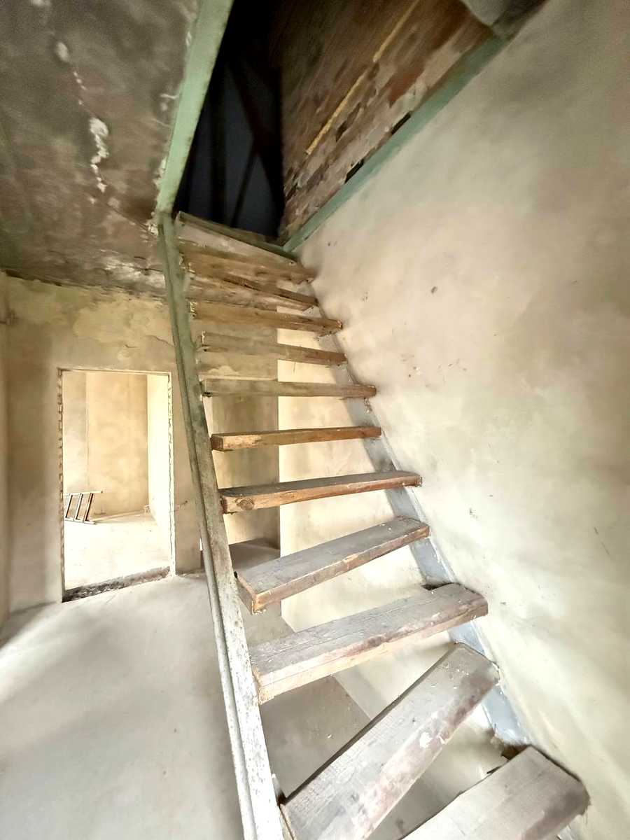 1872357092451017
